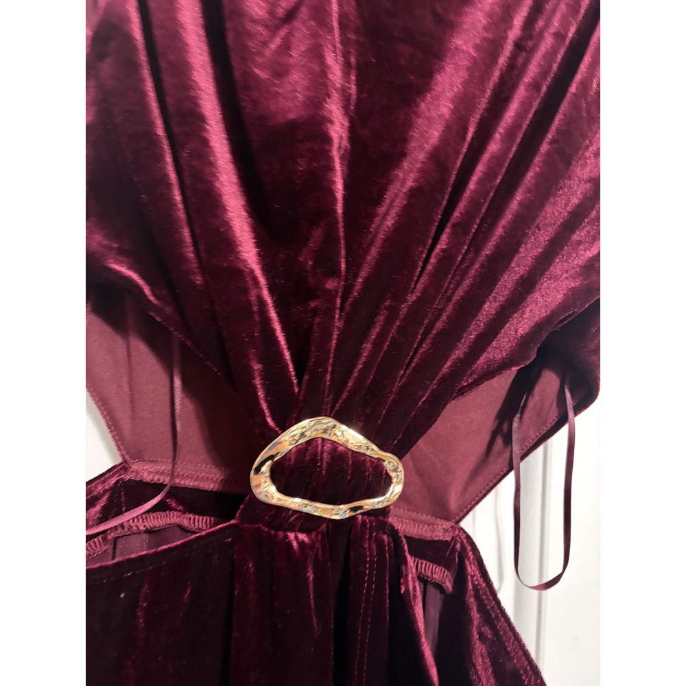 D.ARK Dress Velvet Cutout Burgundy Gold Hardware Midi M NWOT Aesthetic - Picture 6 of 12